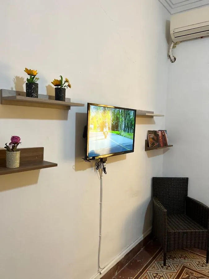 Studio Tunis contacts